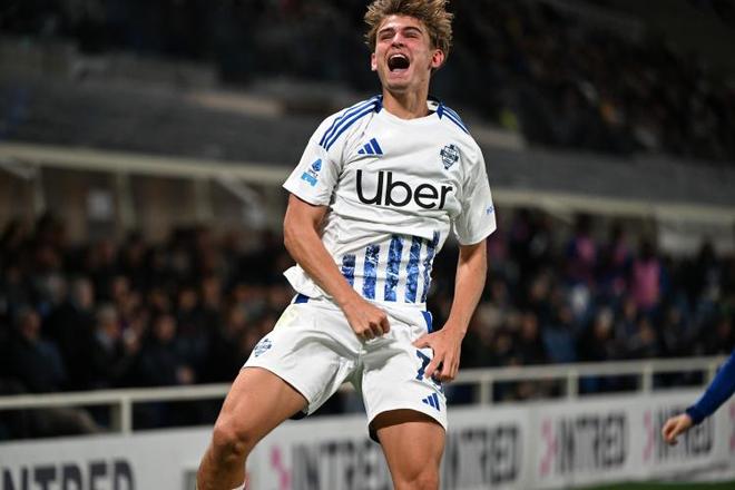 显得愈发不 显得愈发不