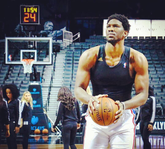 心球员在比 心球员在比