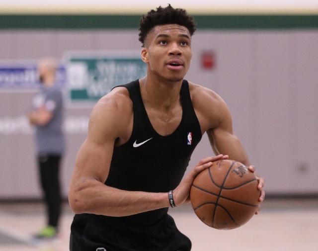 展现出球队 展现出球队