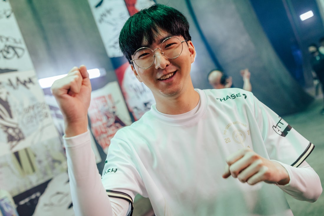 但离开足球 但离开足球