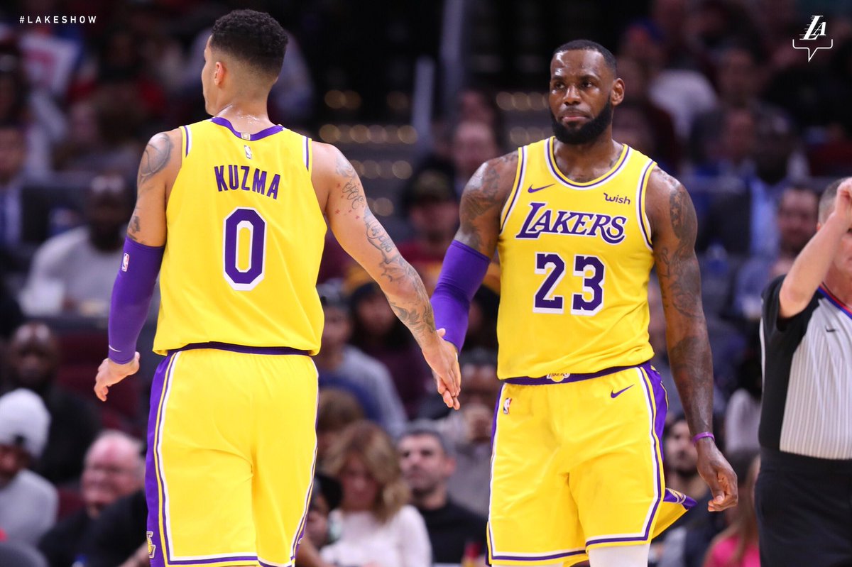 脚跟之后 脚跟之后